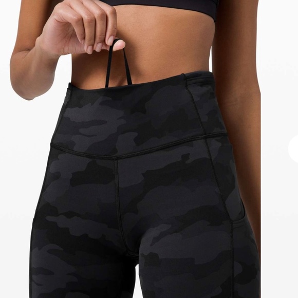 Lululemon Fast and Free High-Rise Tight 28" - Picture 5 of 14